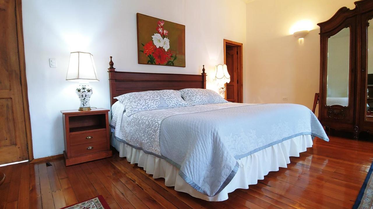 Hotel Boutique Casa Montalvo Cuenca Exterior photo