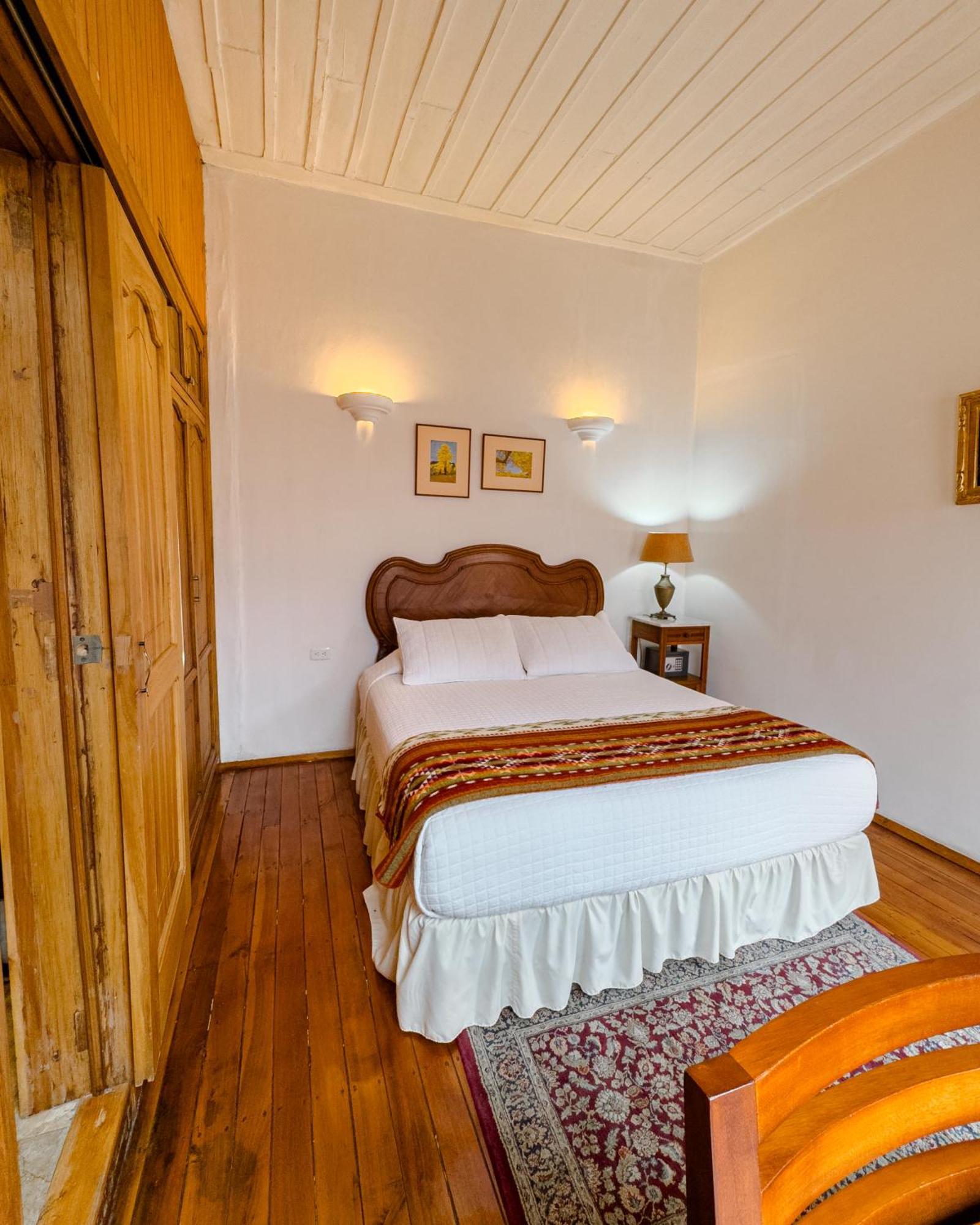 Hotel Boutique Casa Montalvo Cuenca Exterior photo