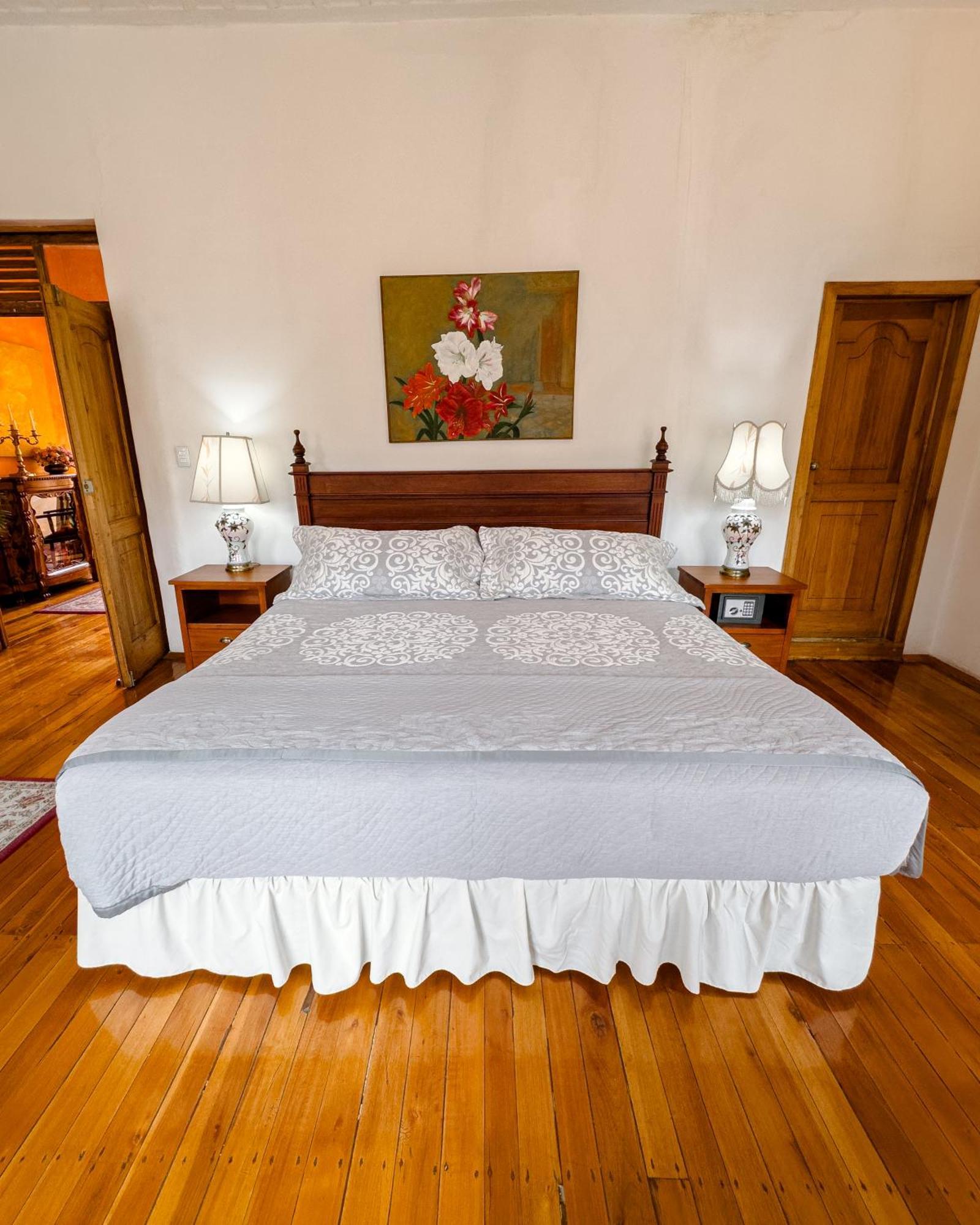 Hotel Boutique Casa Montalvo Cuenca Exterior photo